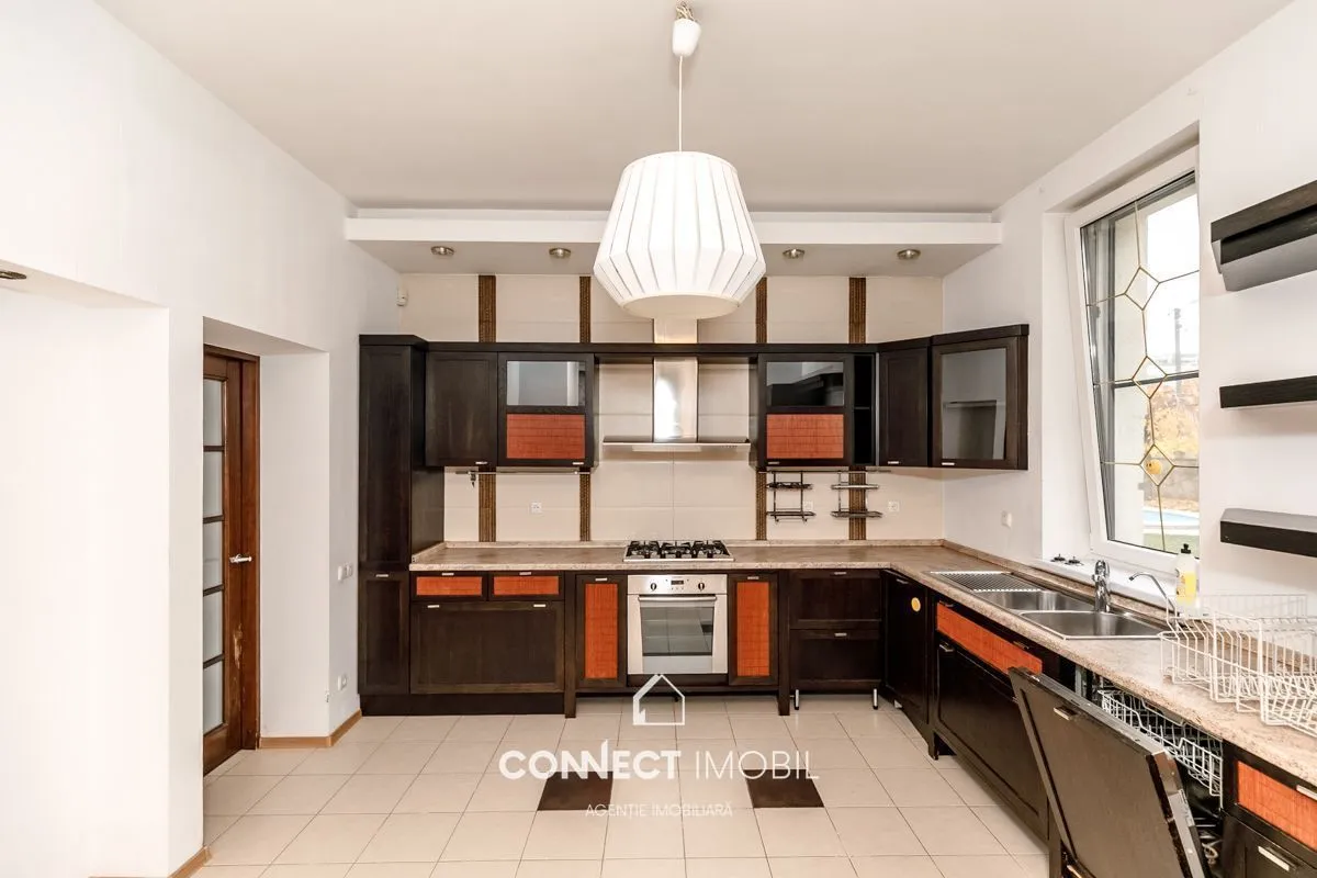 2-этажный дом, 450 м² — Изображение 2