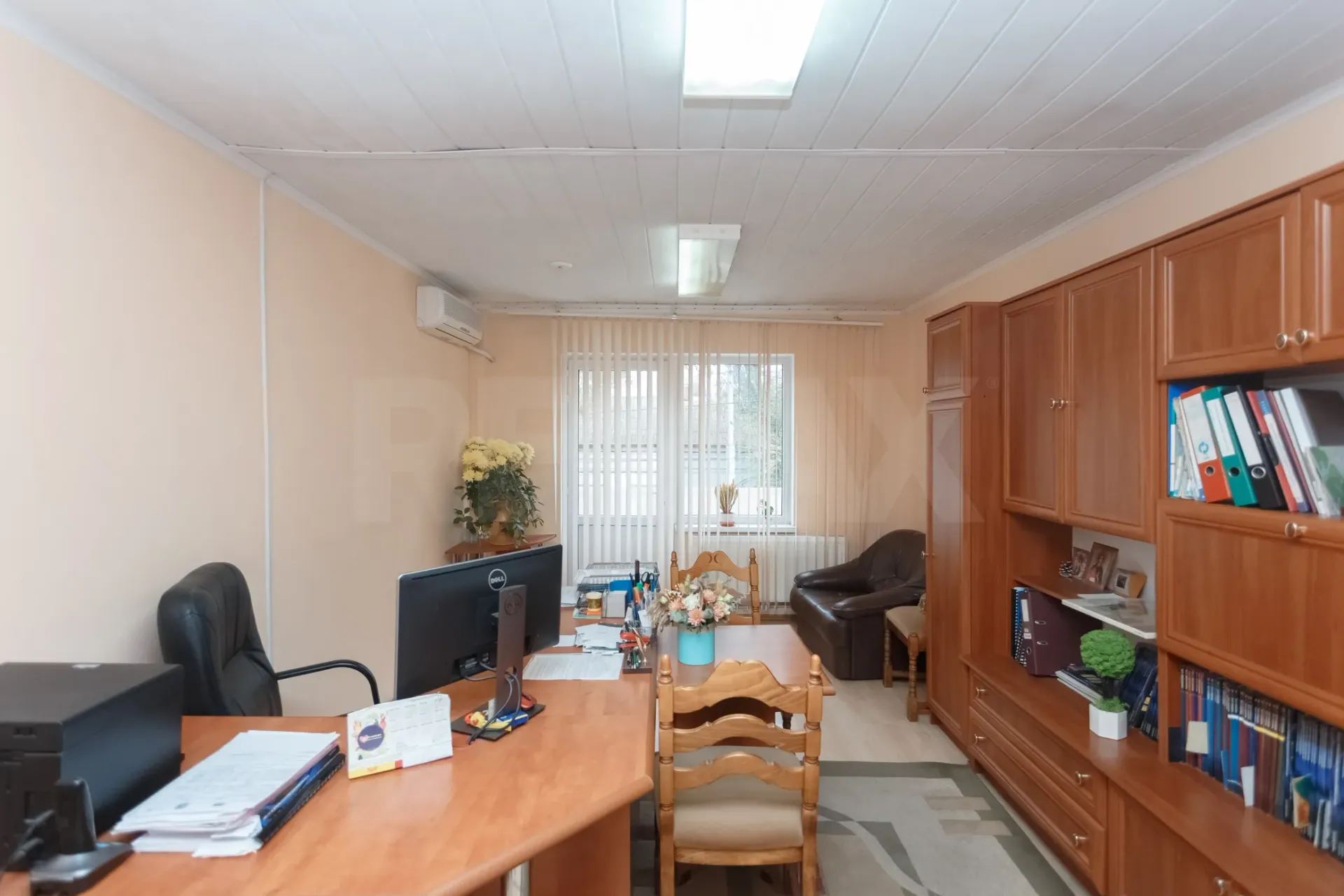 1-bedroom office, 187 m² — Image 1