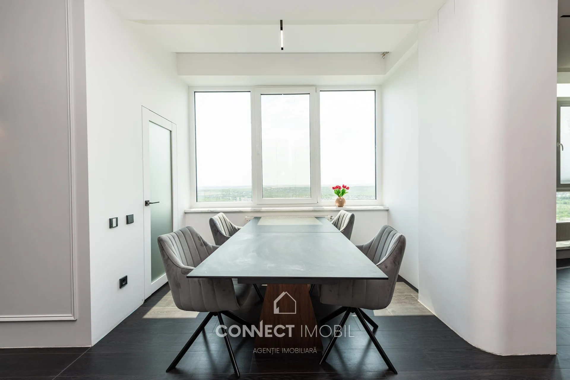 5-bedroom apartment, 352 m² — Image 3