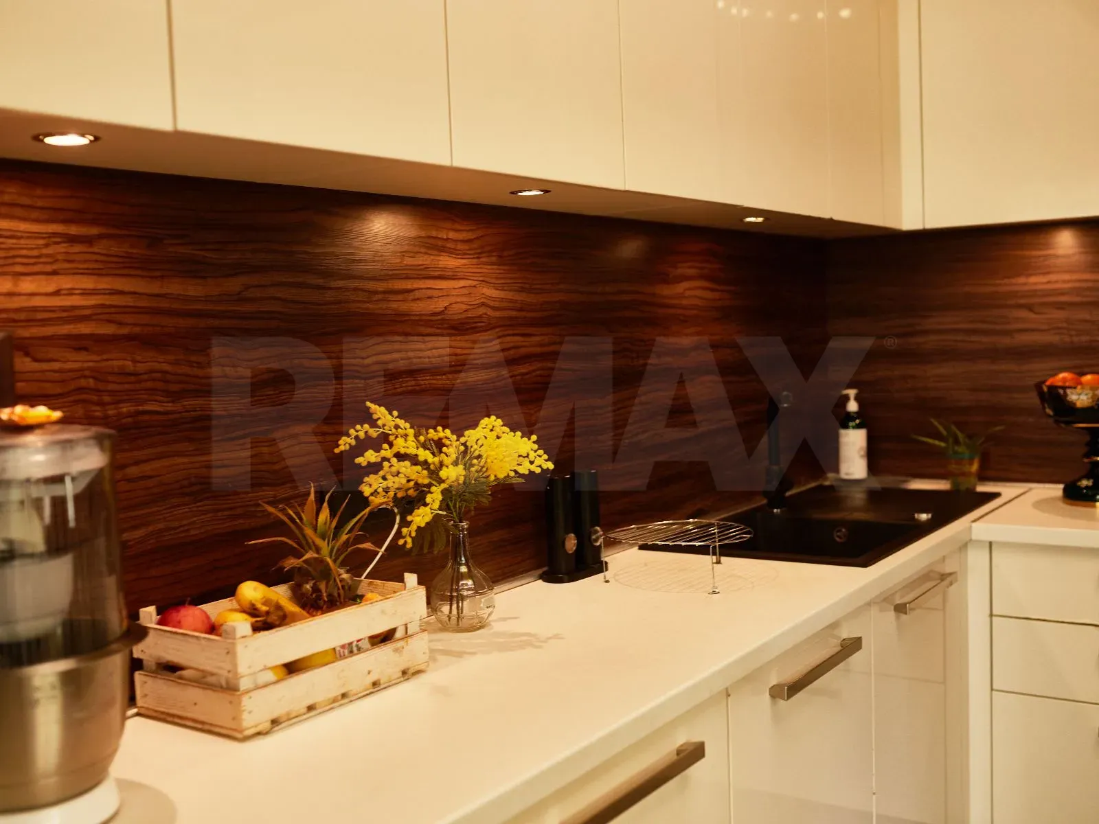 3-floor house, 380 m² — Image 12