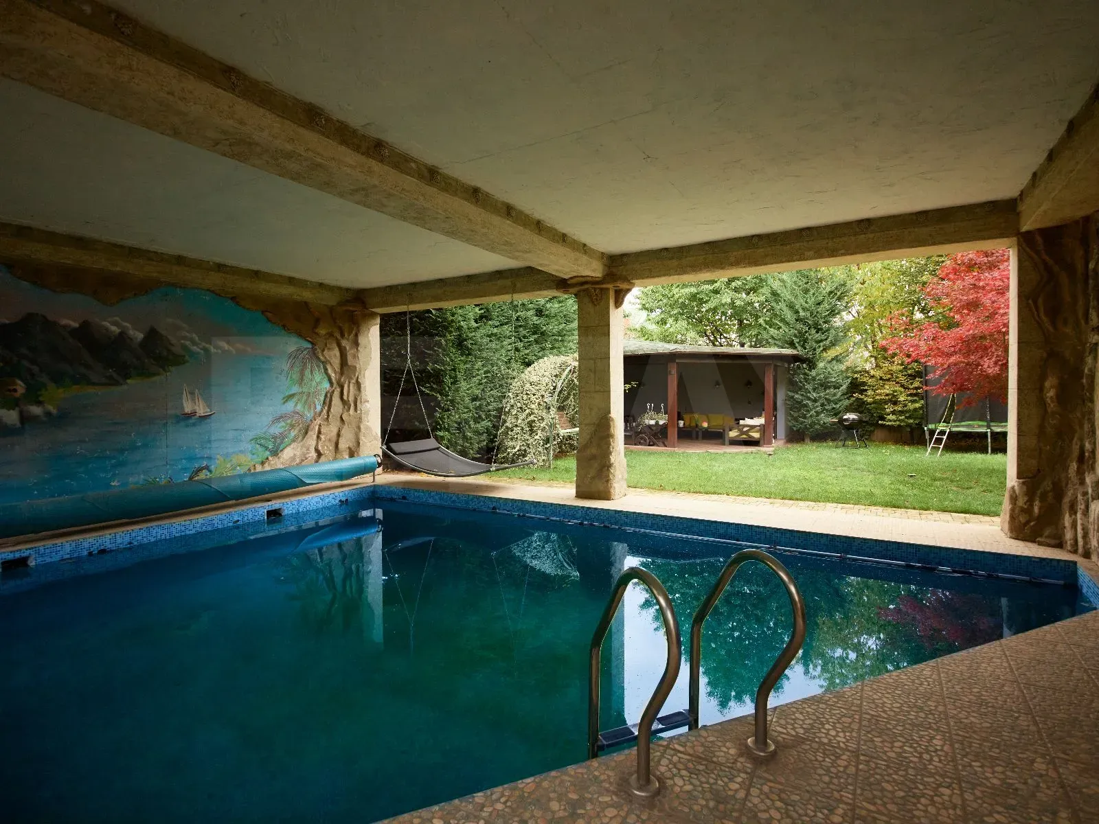 3-floor house, 380 m² — Image 9