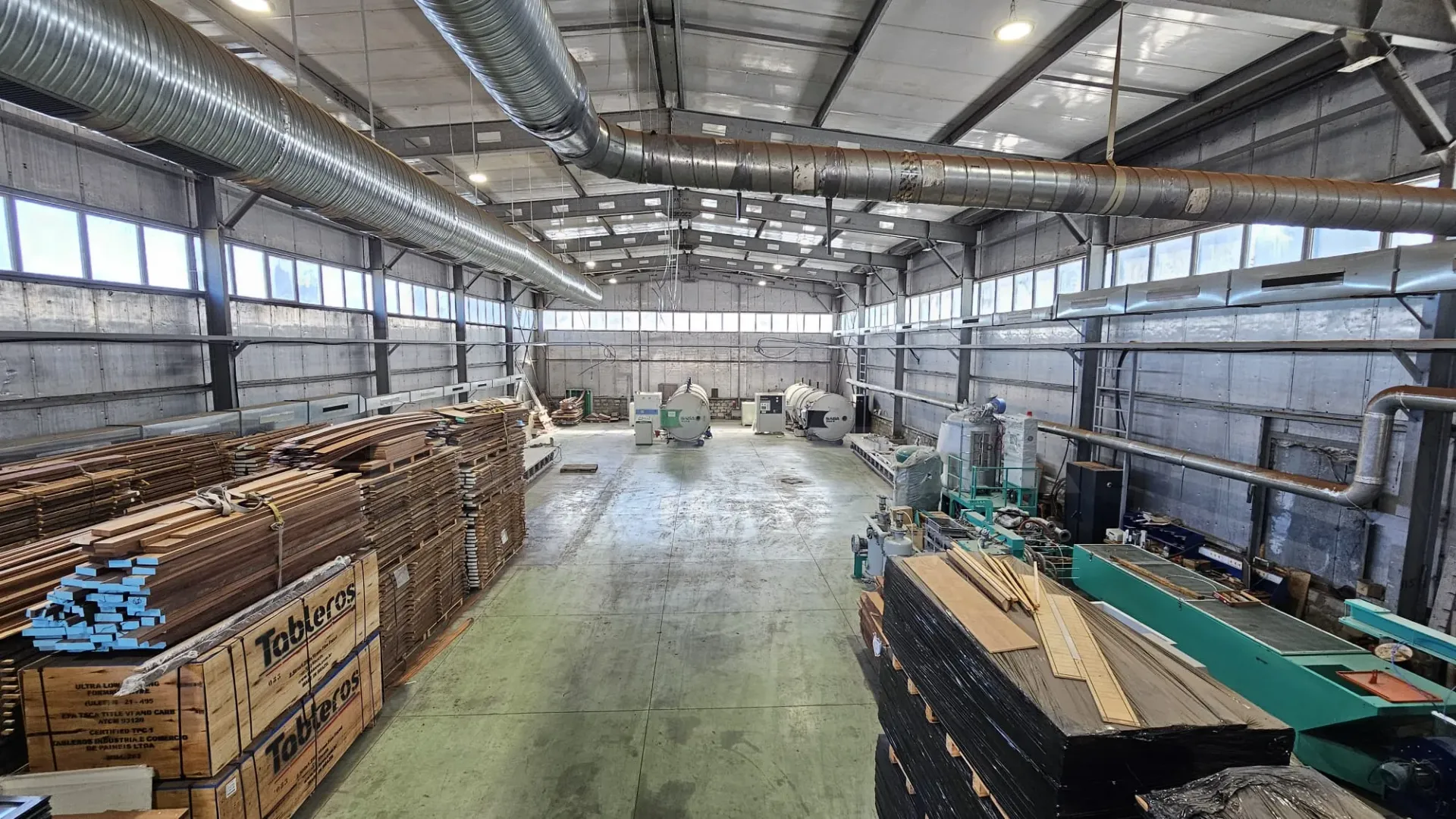 Warehouse, 1 000 m² — Image 1