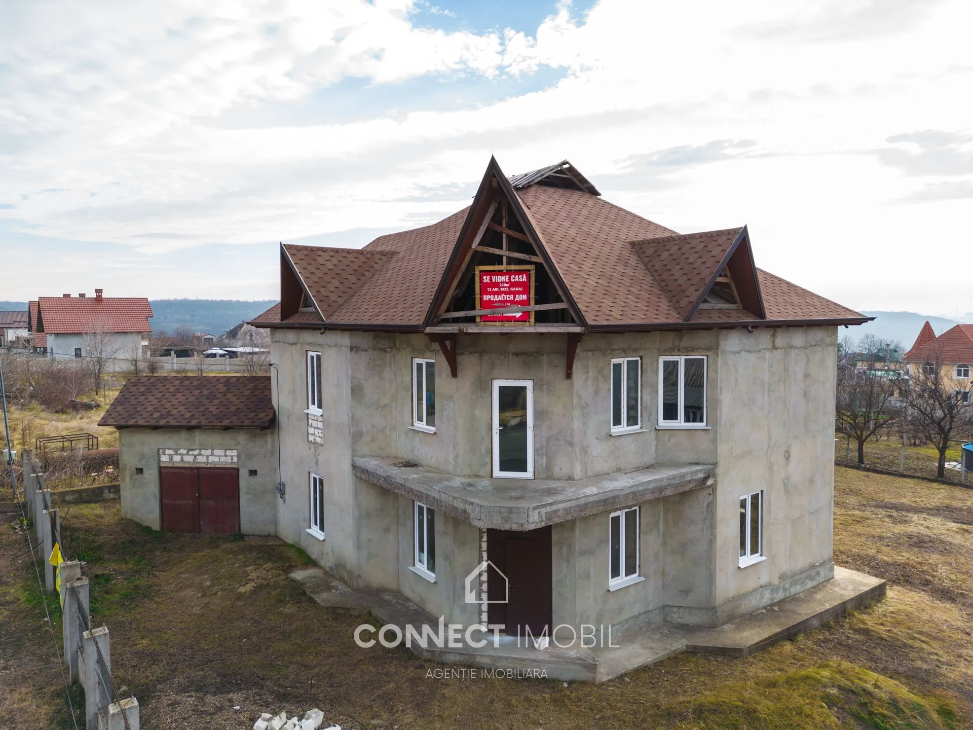 2-floor house, 220 m² — Image 1