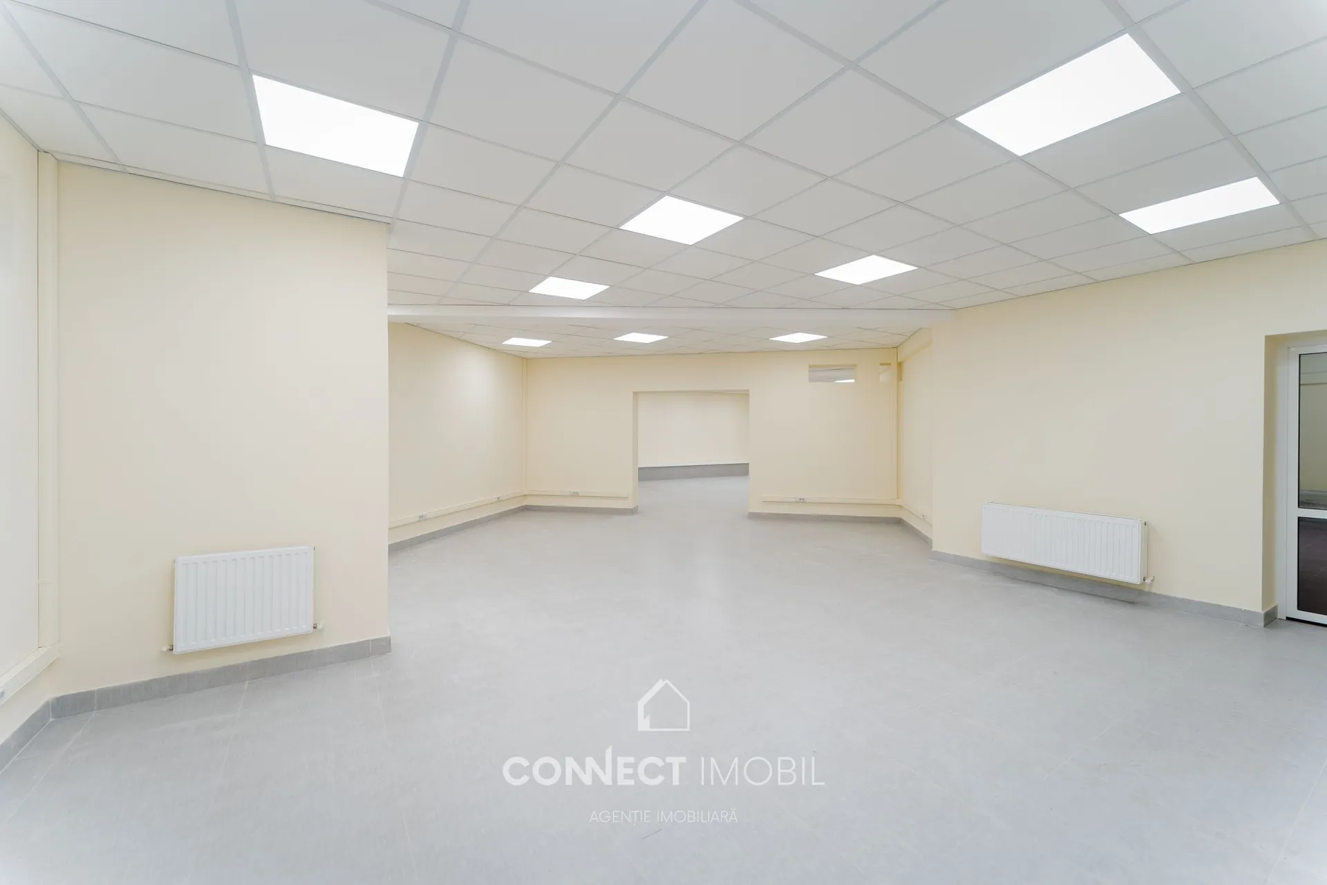 Free-purpose property, 180 m² — Image 1