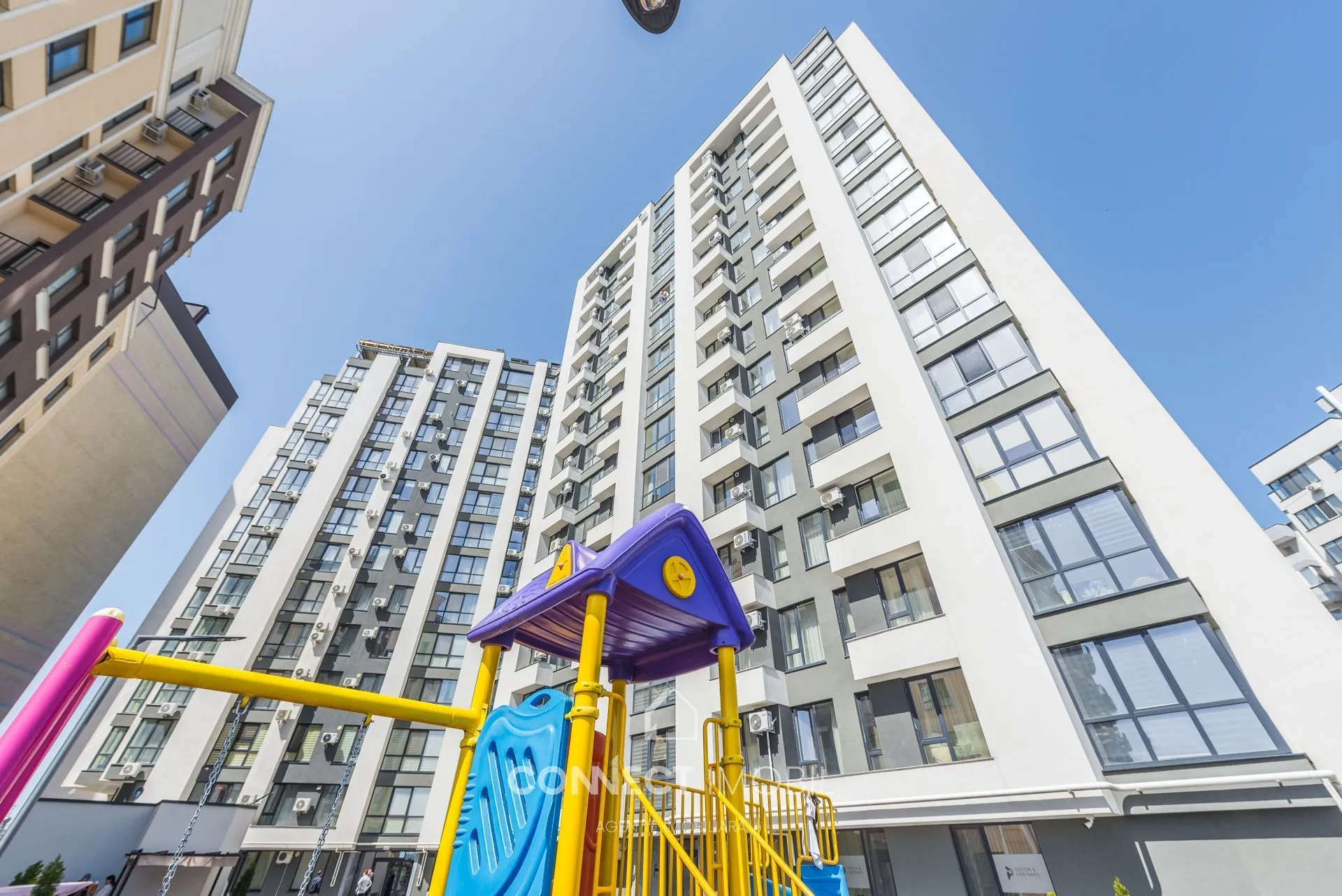 3-комнатная квартира, 152 м² — Изображение 1