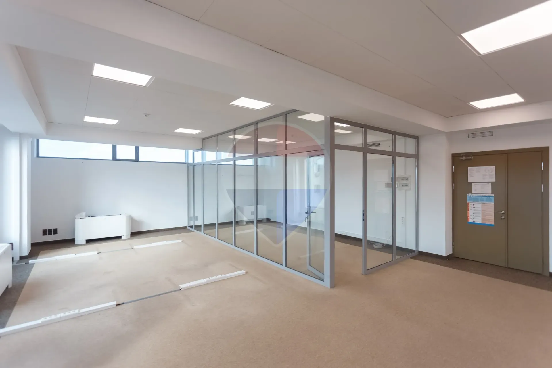 1-bedroom office, 80 m² — Image 3