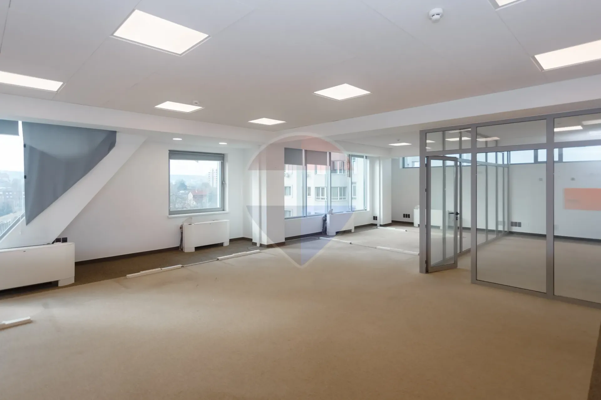 1-bedroom office, 80 m² — Image 5