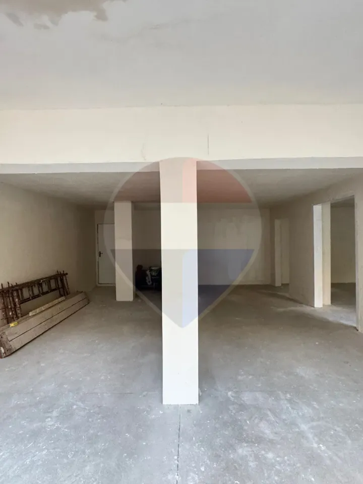 Trade space, 160 m² — Image 10