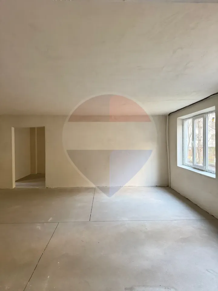 Trade space, 160 m² — Image 11