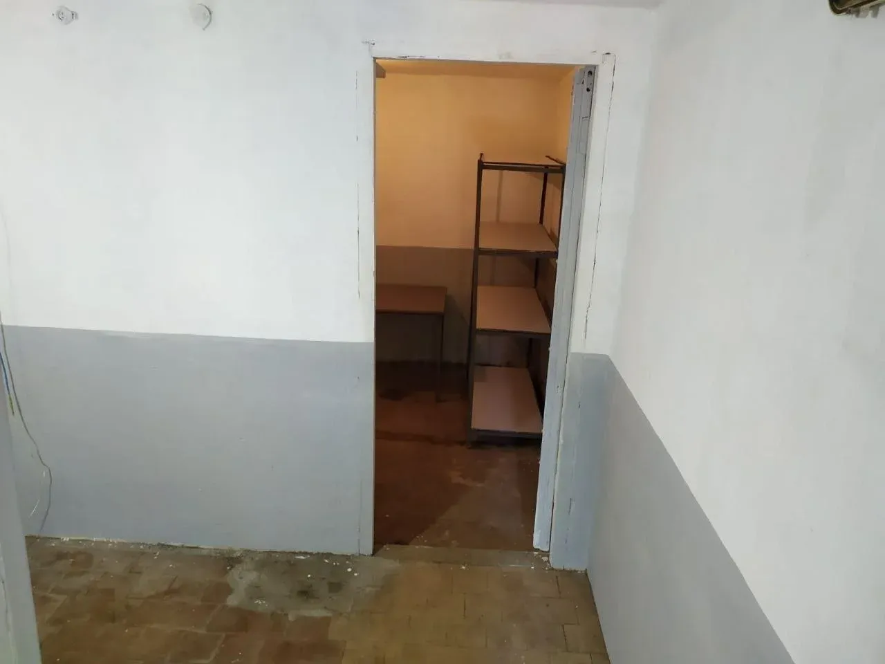 Garage, 42 m² — Image 4
