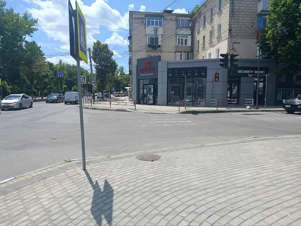 Торговое помещение, 370 м² — Изображение 1