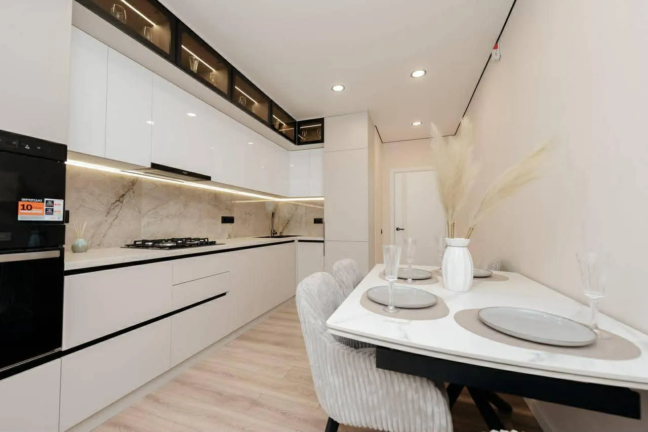 3-camere apartament, 96 m² — Imagine 2