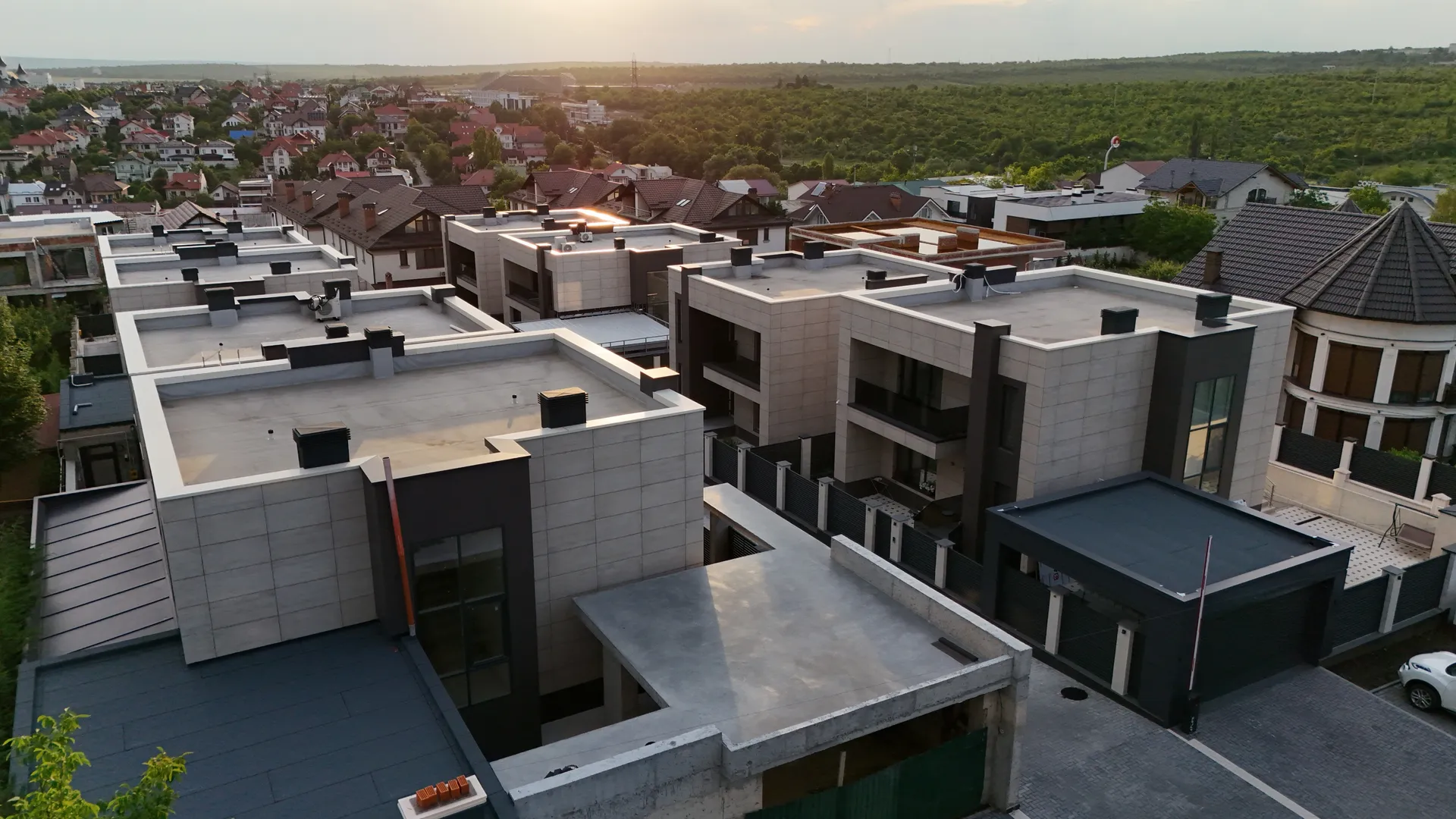 3-этажный дом, 180 м² — Изображение 2