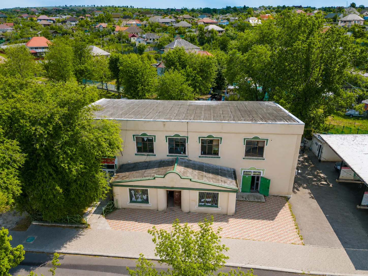 Торговое помещение, 356 м² — Изображение 2
