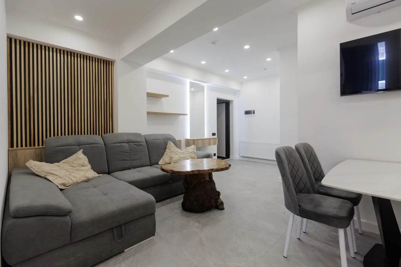 2-комнатная квартира, 55.8 м² — Изображение 1