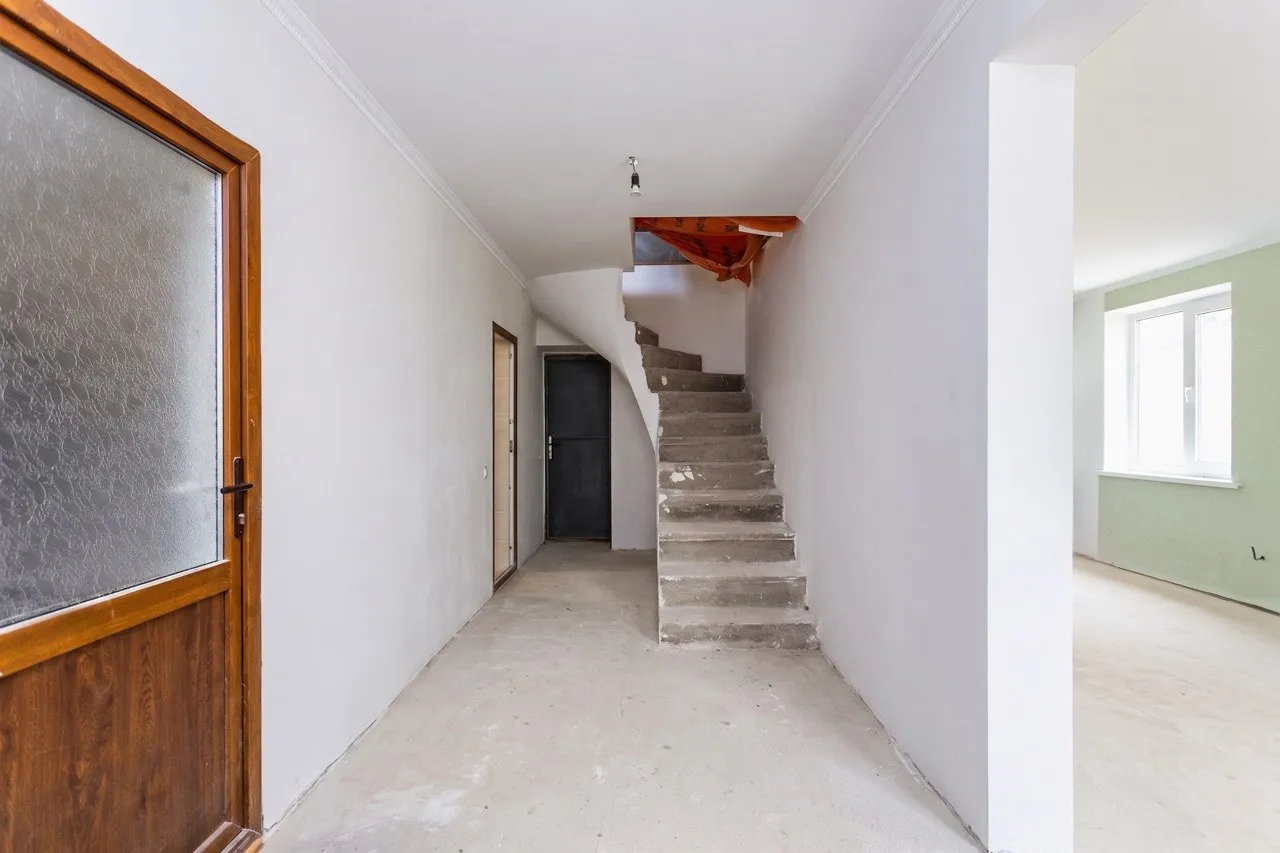 3-etaje casă, 160 m² — Imagine 3
