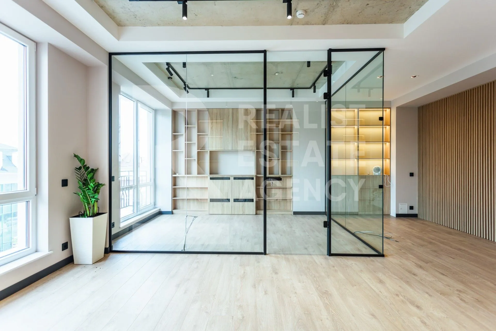 1-комнатный офис, 63 м² — Изображение 2