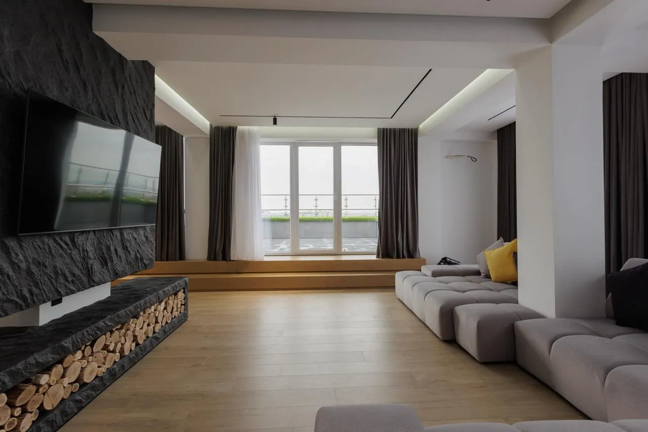 4-комнатная квартира, 206 м² — Изображение 1