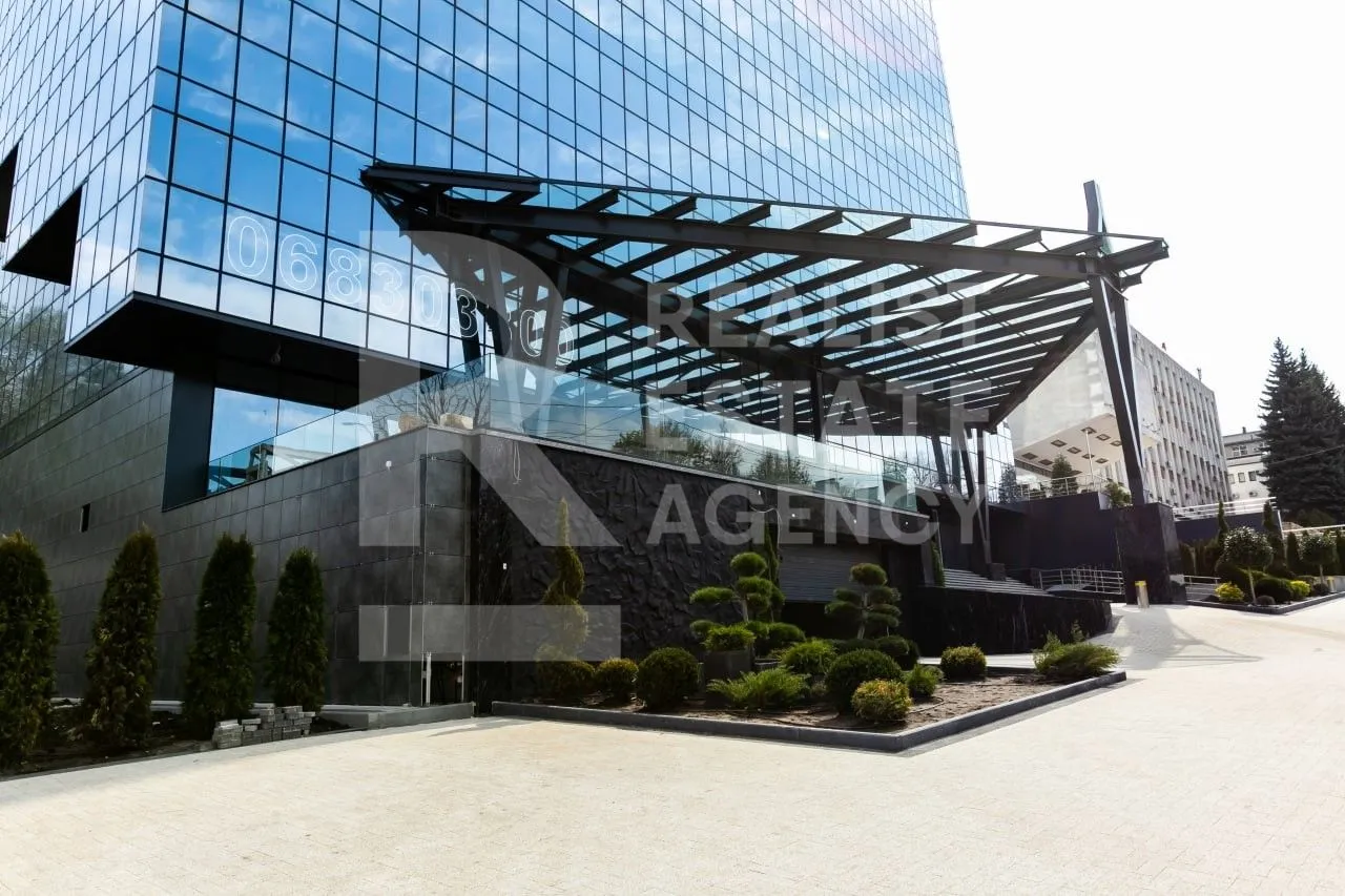 3-bedroom office, 253 m² — Image 3