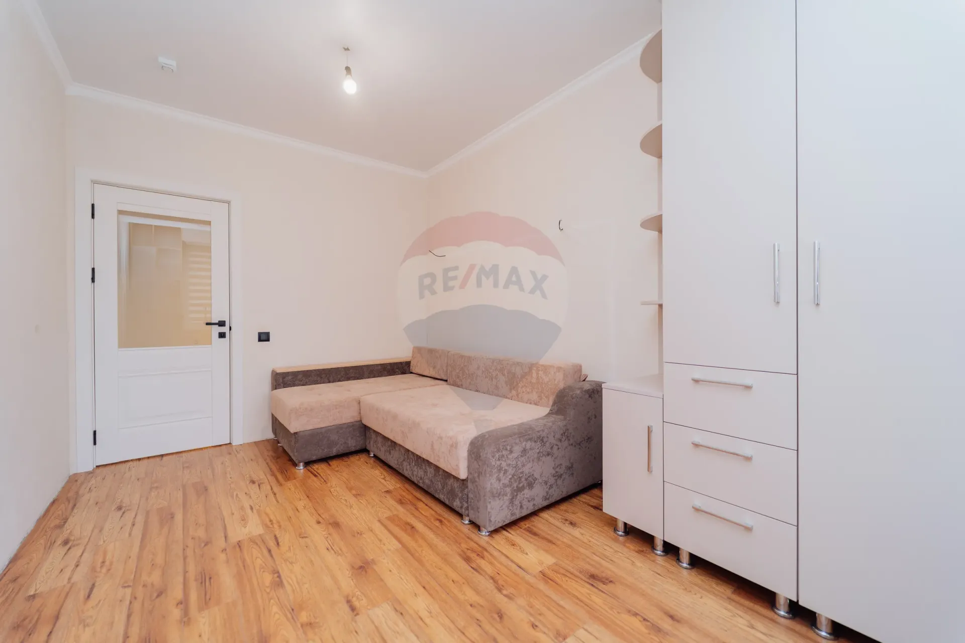 2-bedroom apartment, 75 m² — Image 10