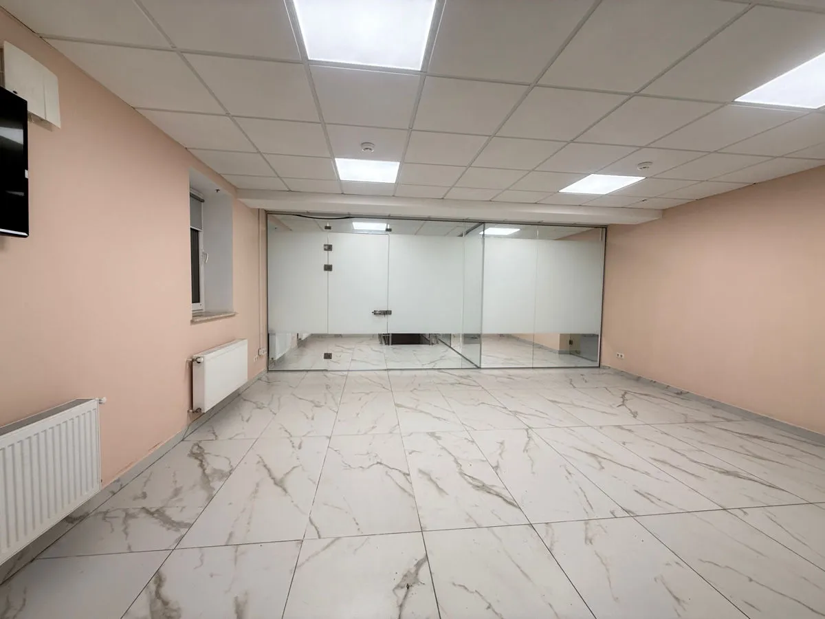 Spațiu comercial, 110 m² — Imagine 2