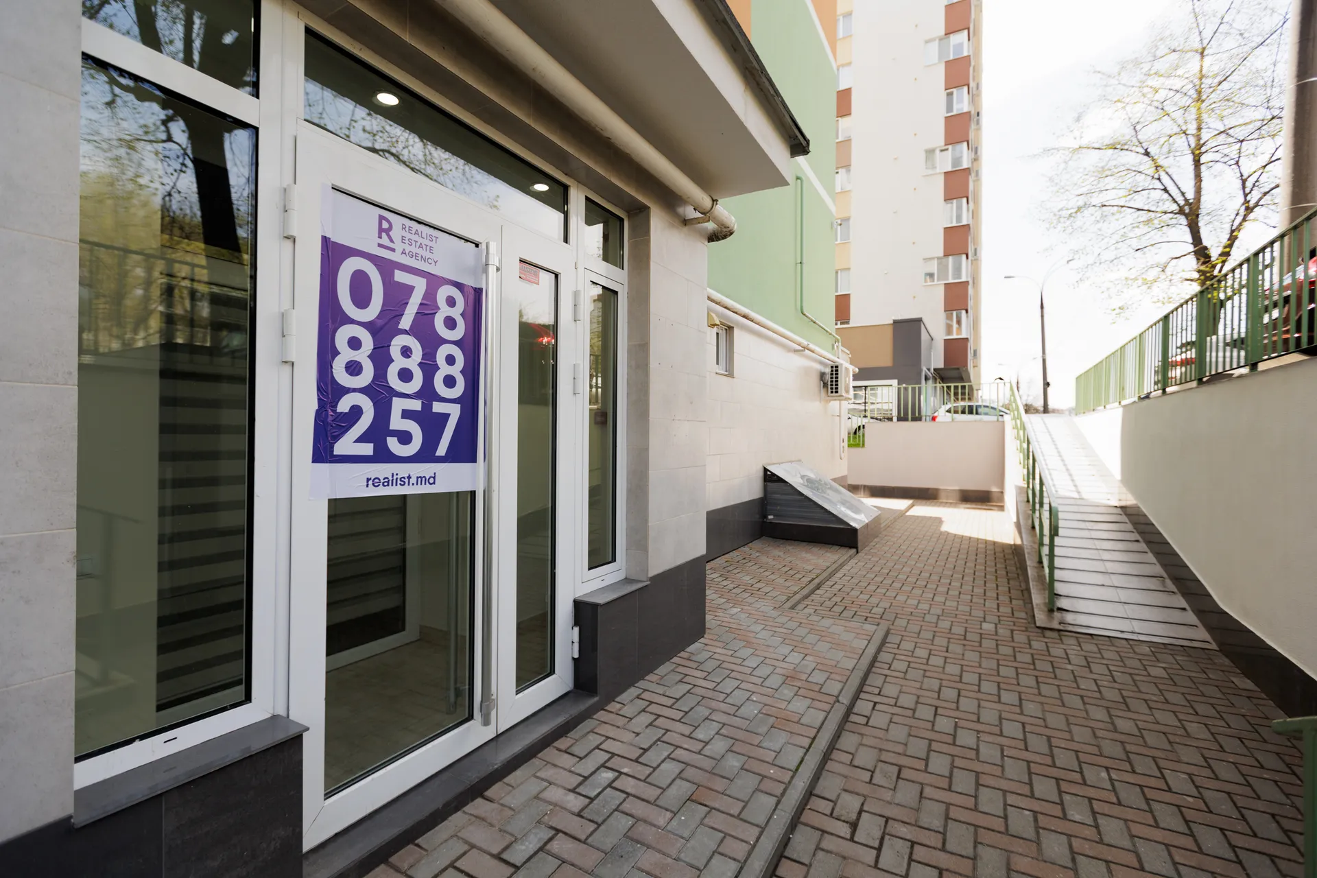 Торговое помещение, 65.2 м² — Изображение 2