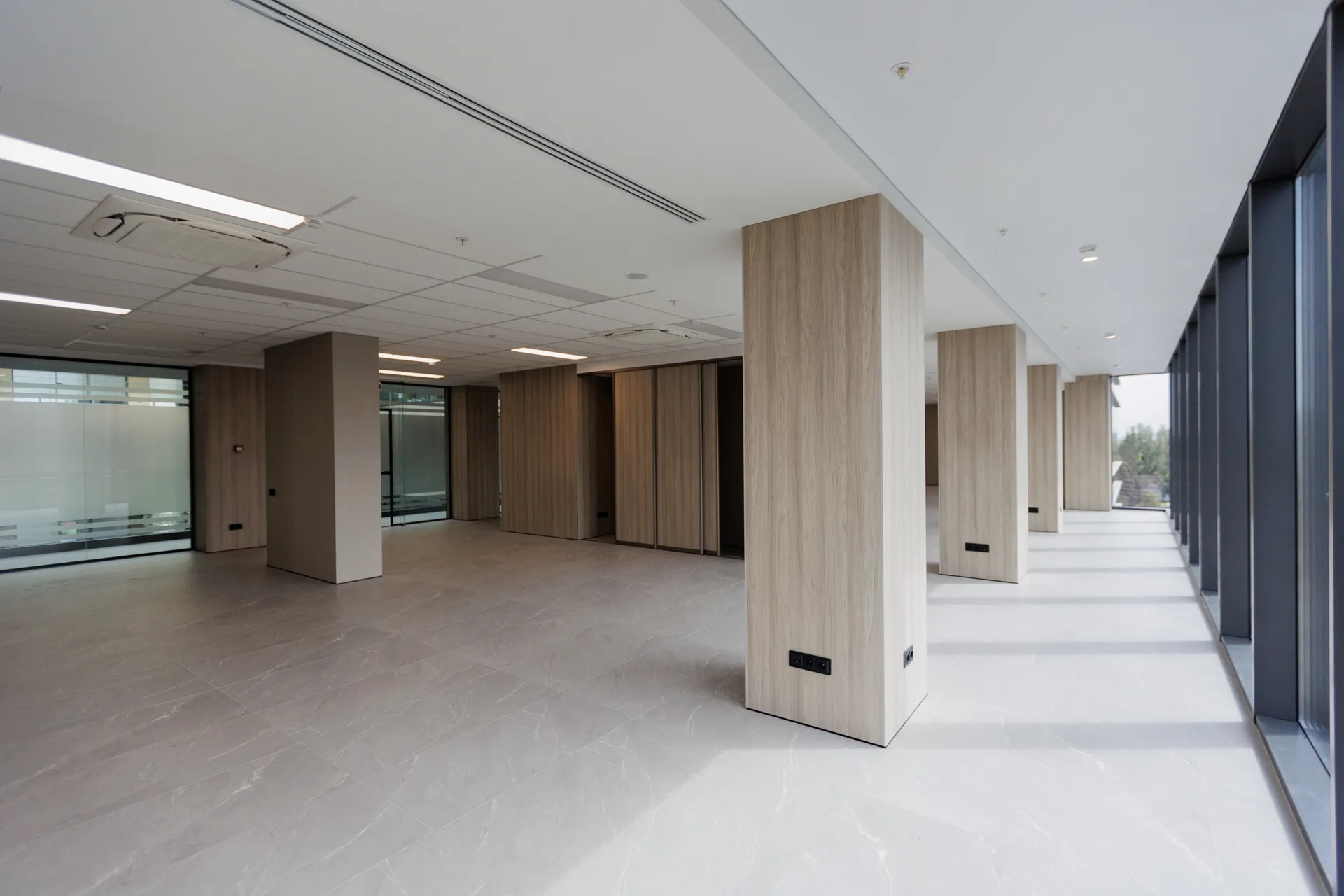 Торговое помещение, 133.5 м² — Изображение 1