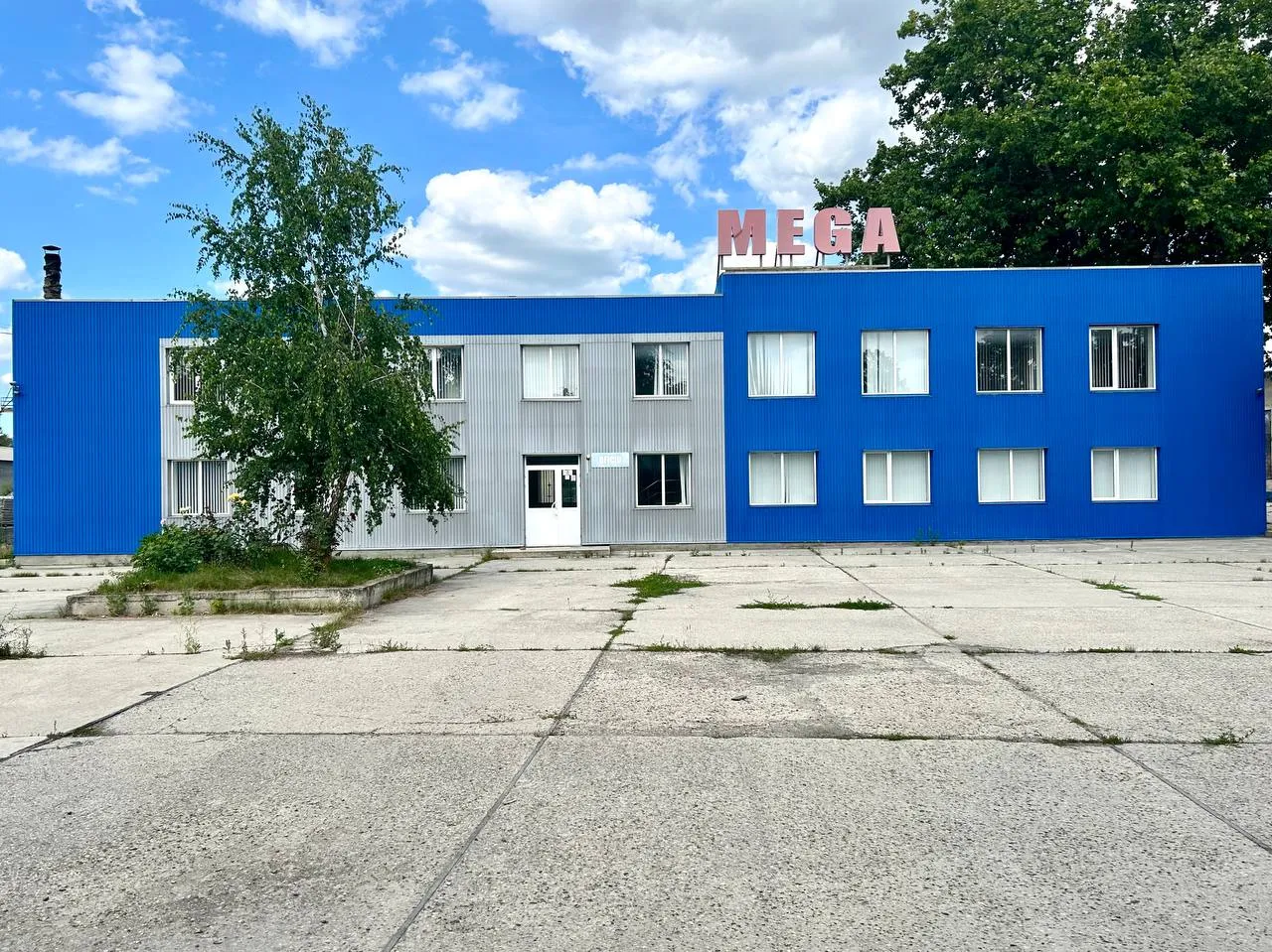 Торговое помещение, 3 614 м² — Изображение 1