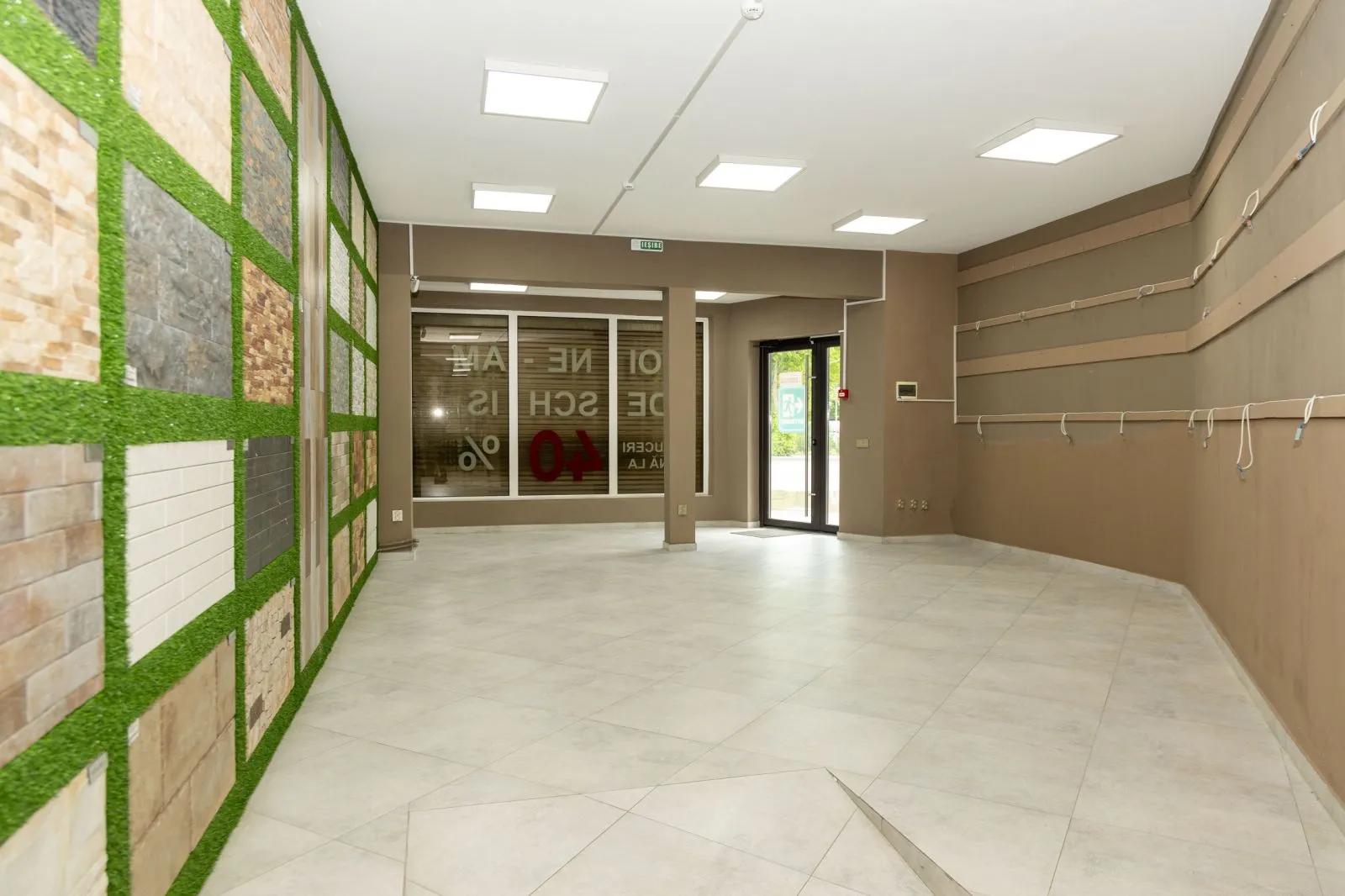 Торговое помещение, 1 000 м² — Изображение 1