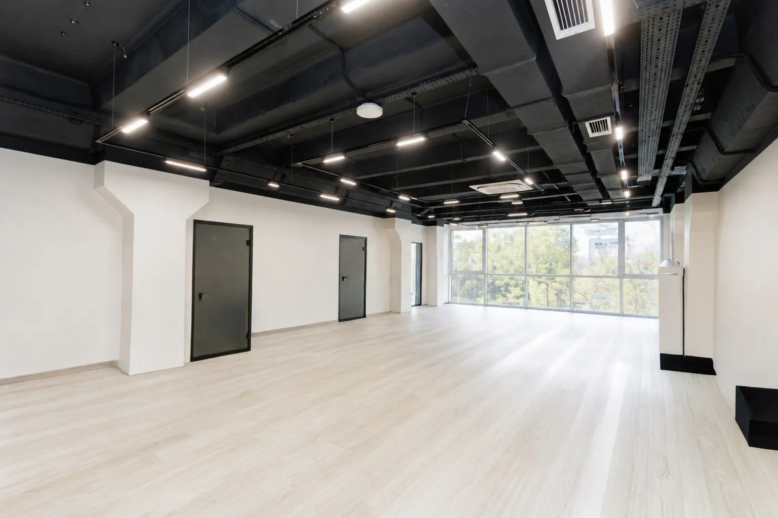 5-camere birou, 158.9 m² — Imagine 1
