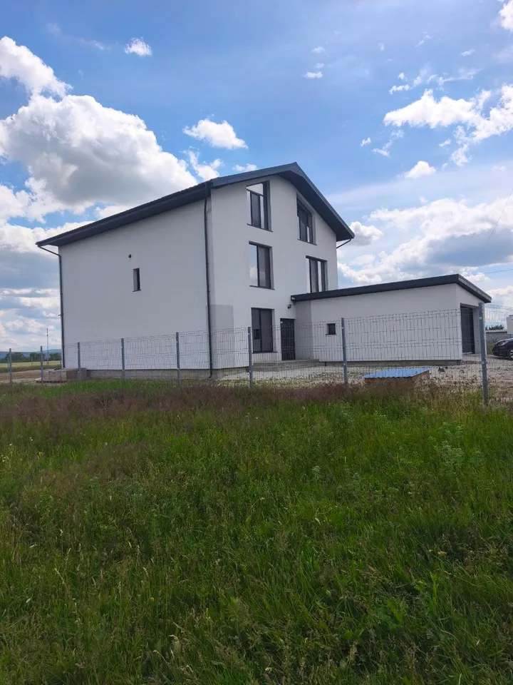 3-этажный дом, 300 м² — Изображение 4