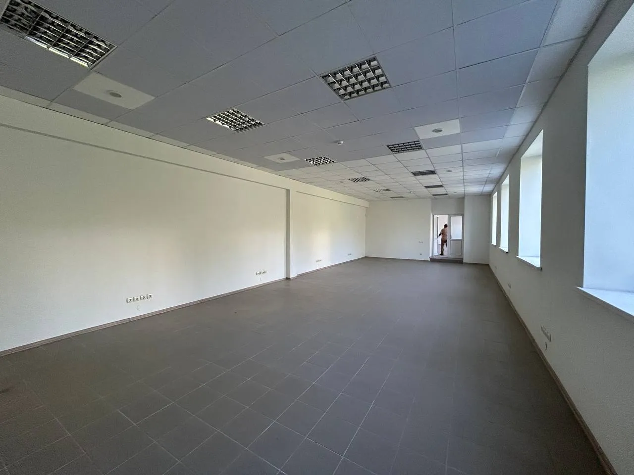 Торговое помещение, 207 м² — Изображение 4