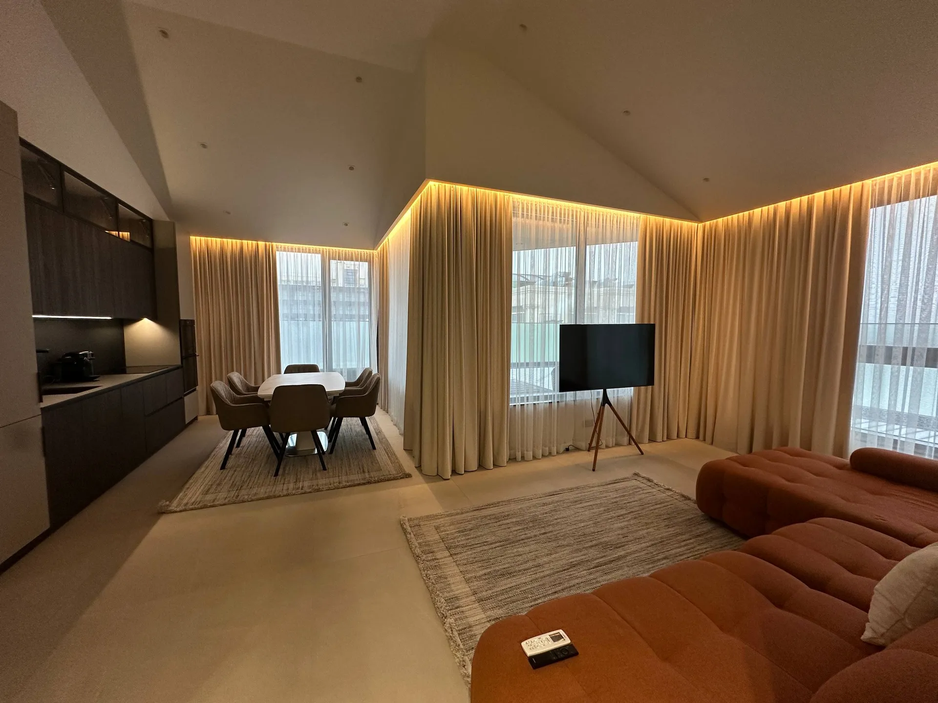 3-комнатная квартира, 95 м² — Изображение 1