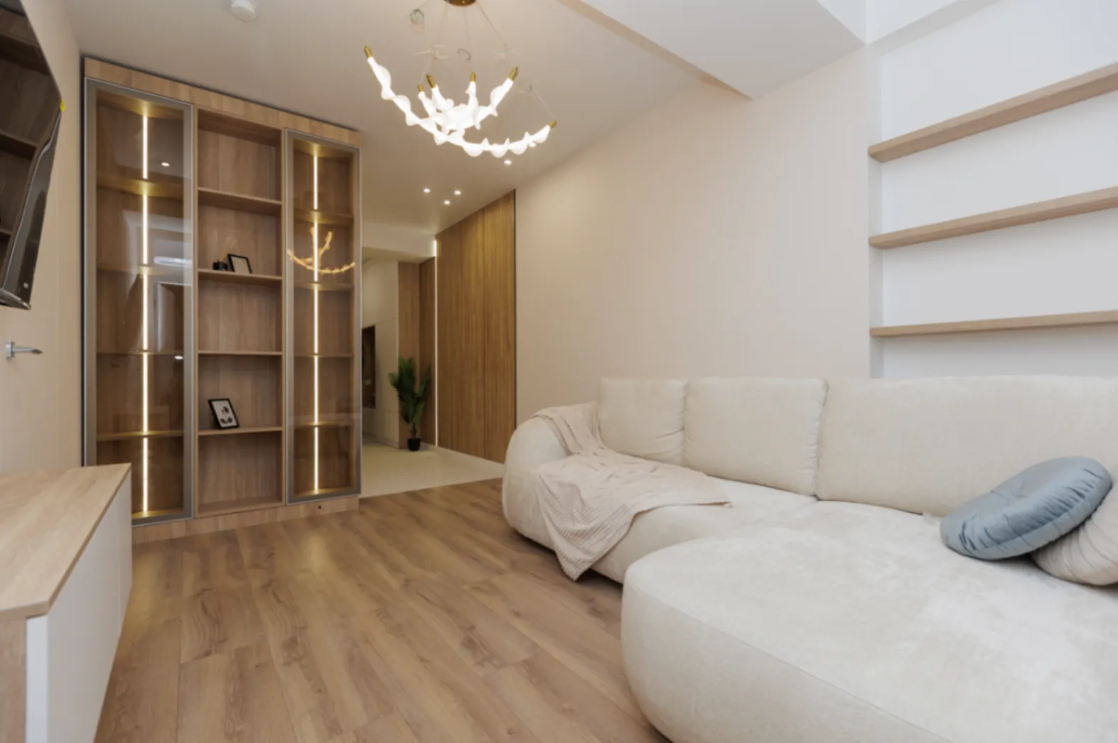 2-комнатная квартира, 67 м² — Изображение 1
