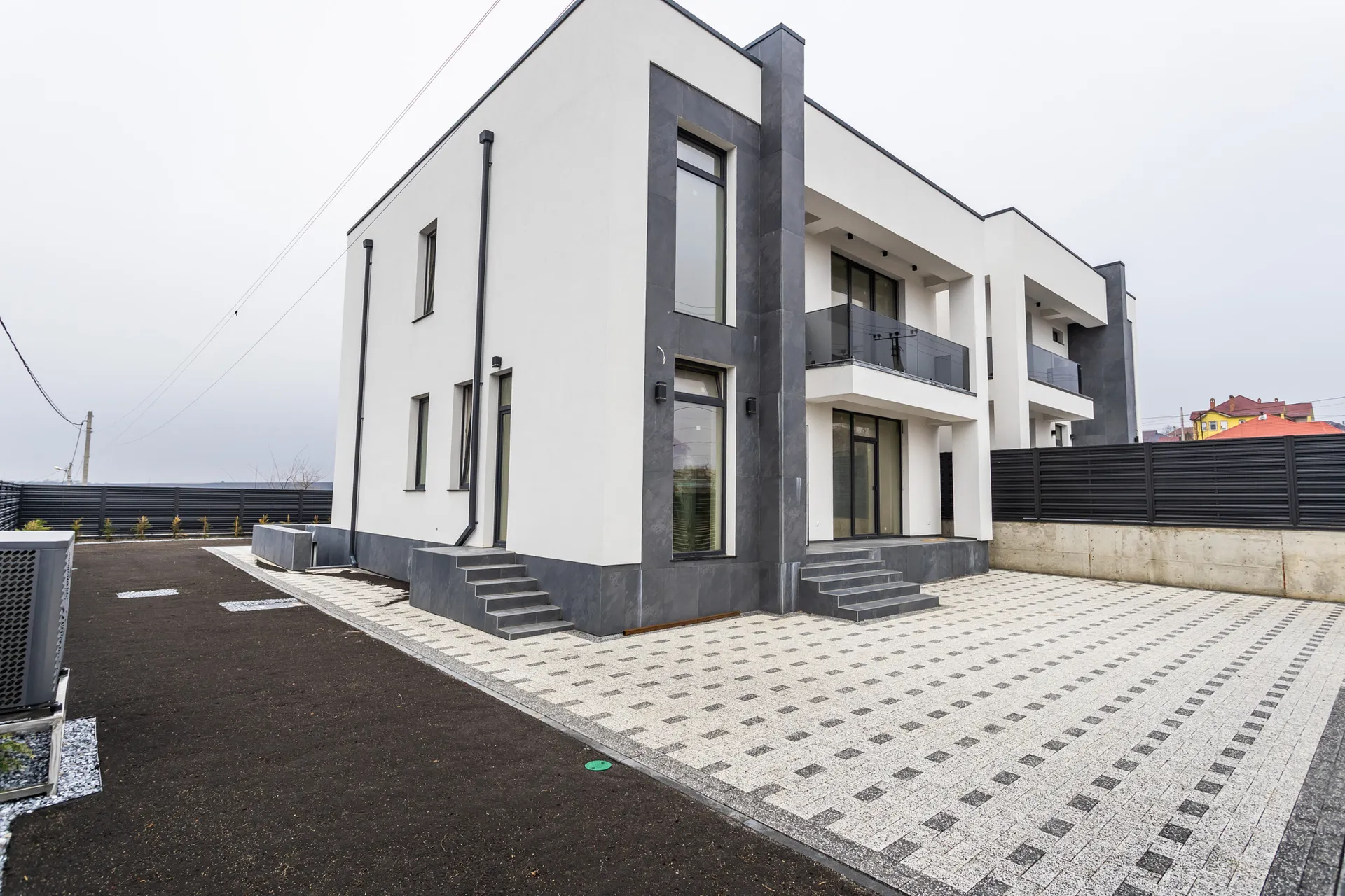 2-etaje casă, 190 m² — Imagine 2