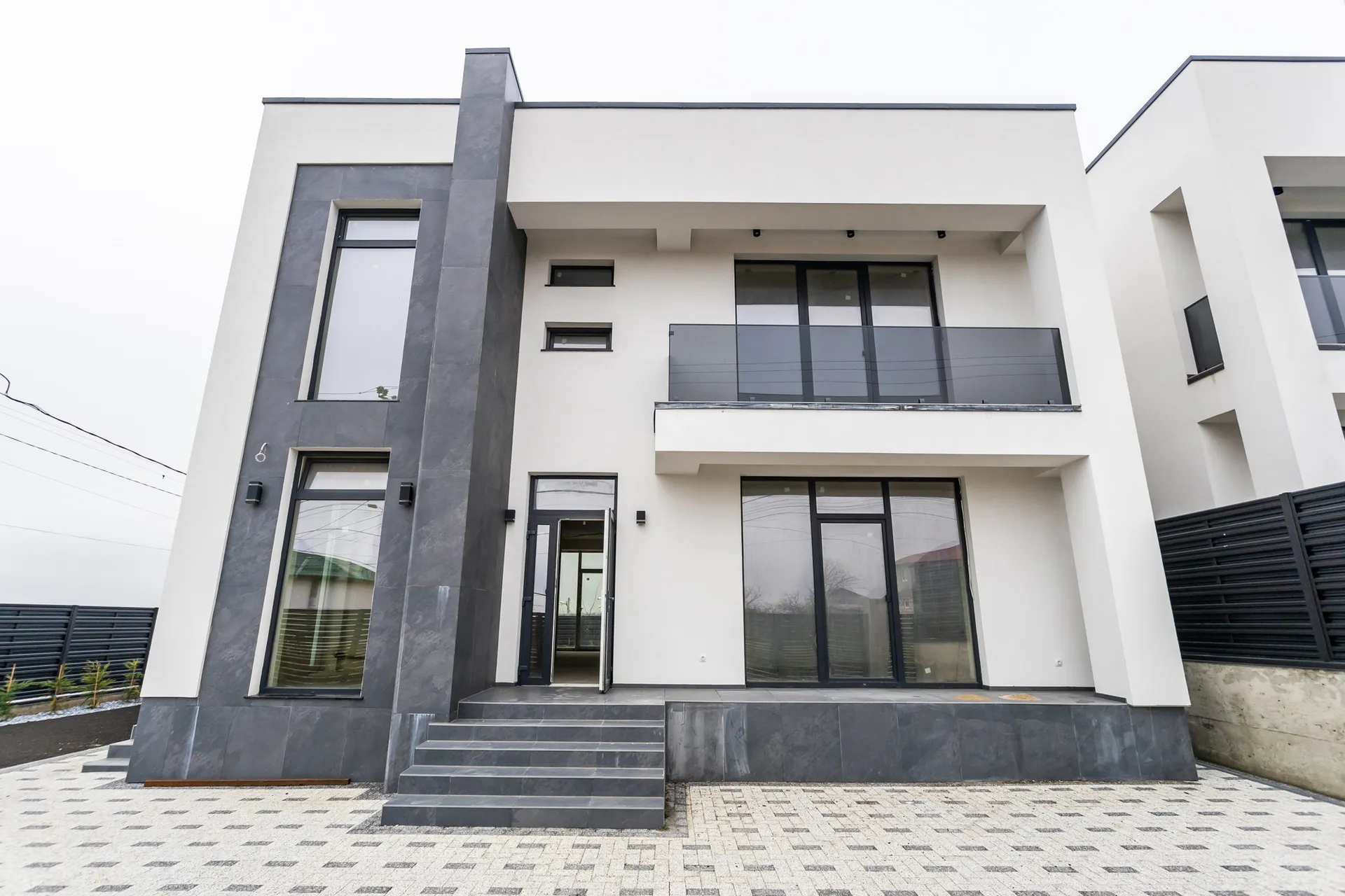 2-etaje casă, 190 m² — Imagine 3