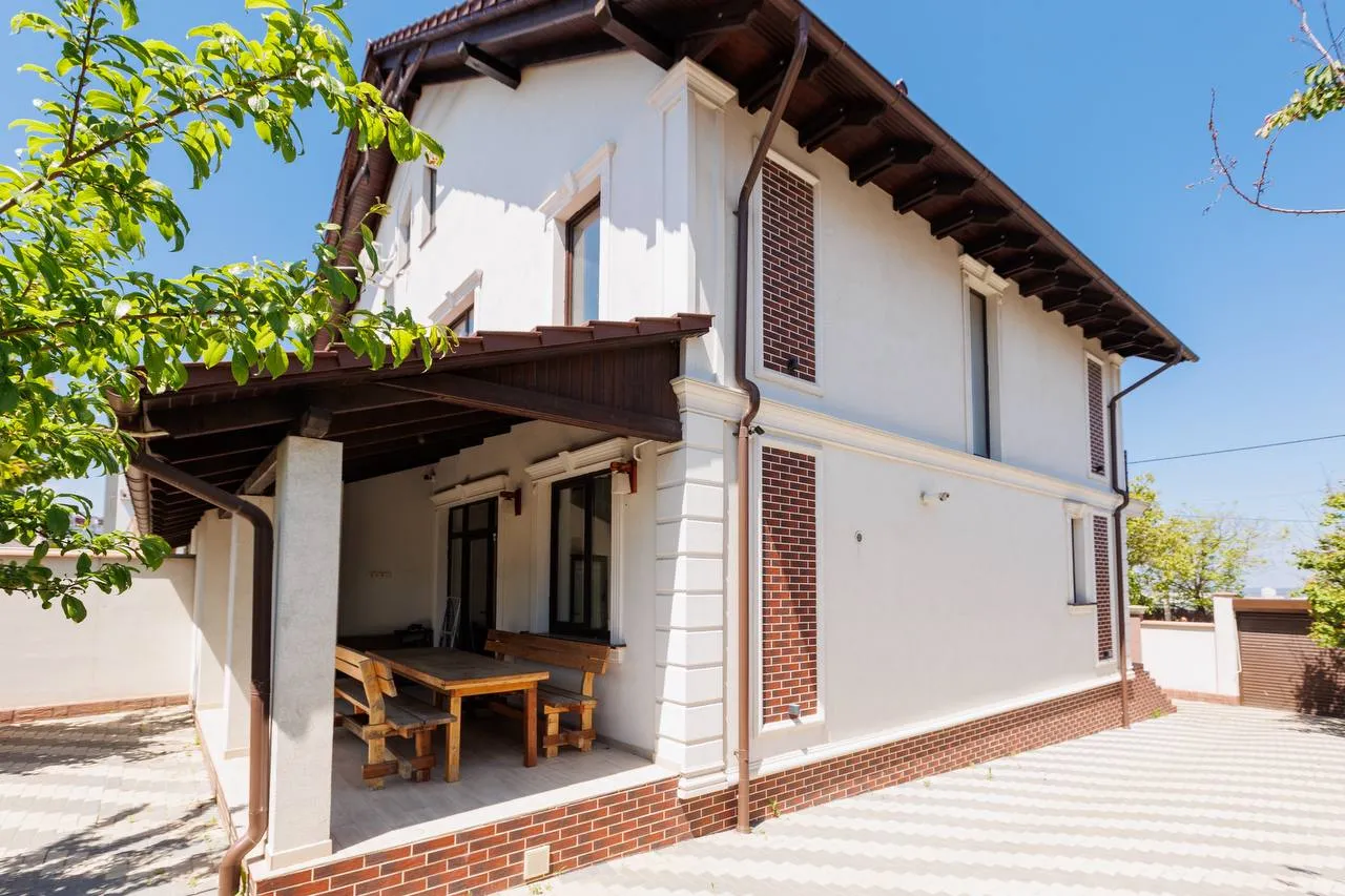 2-etaje casă, 180 m² — Imagine 4