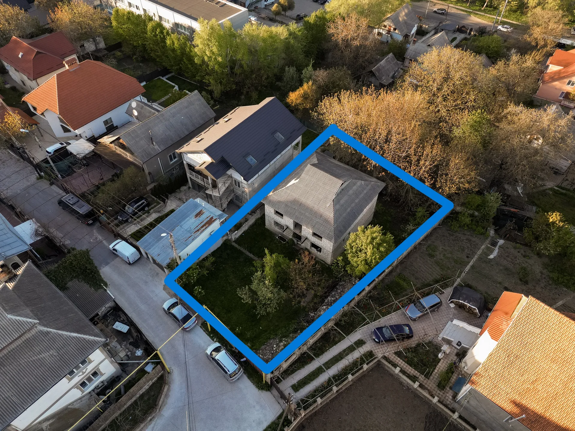2-floor house, 200 m² — Image 1