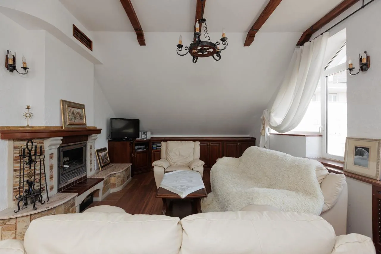 2-комнатная квартира, 111 м² — Изображение 1