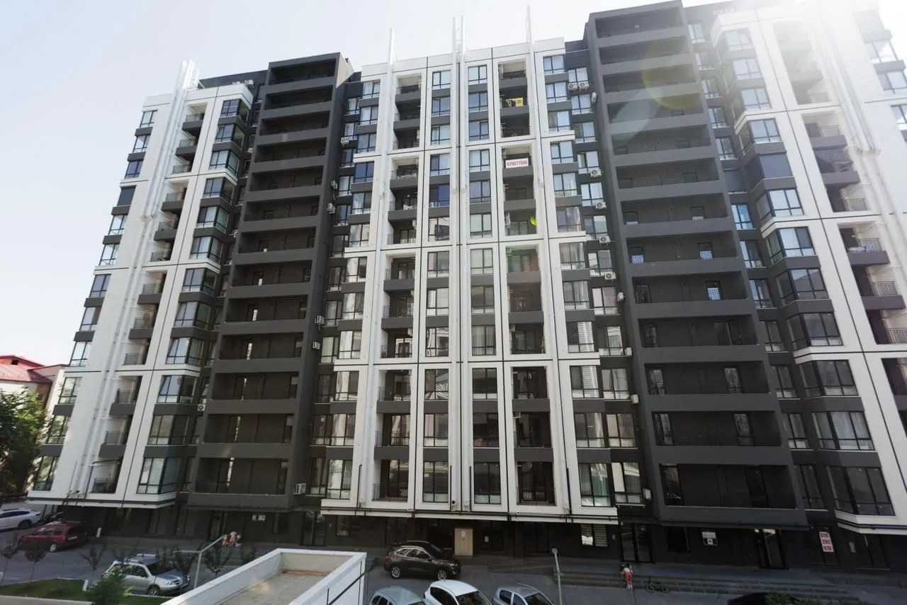 1-bedroom apartment, 49 m² — Image 1
