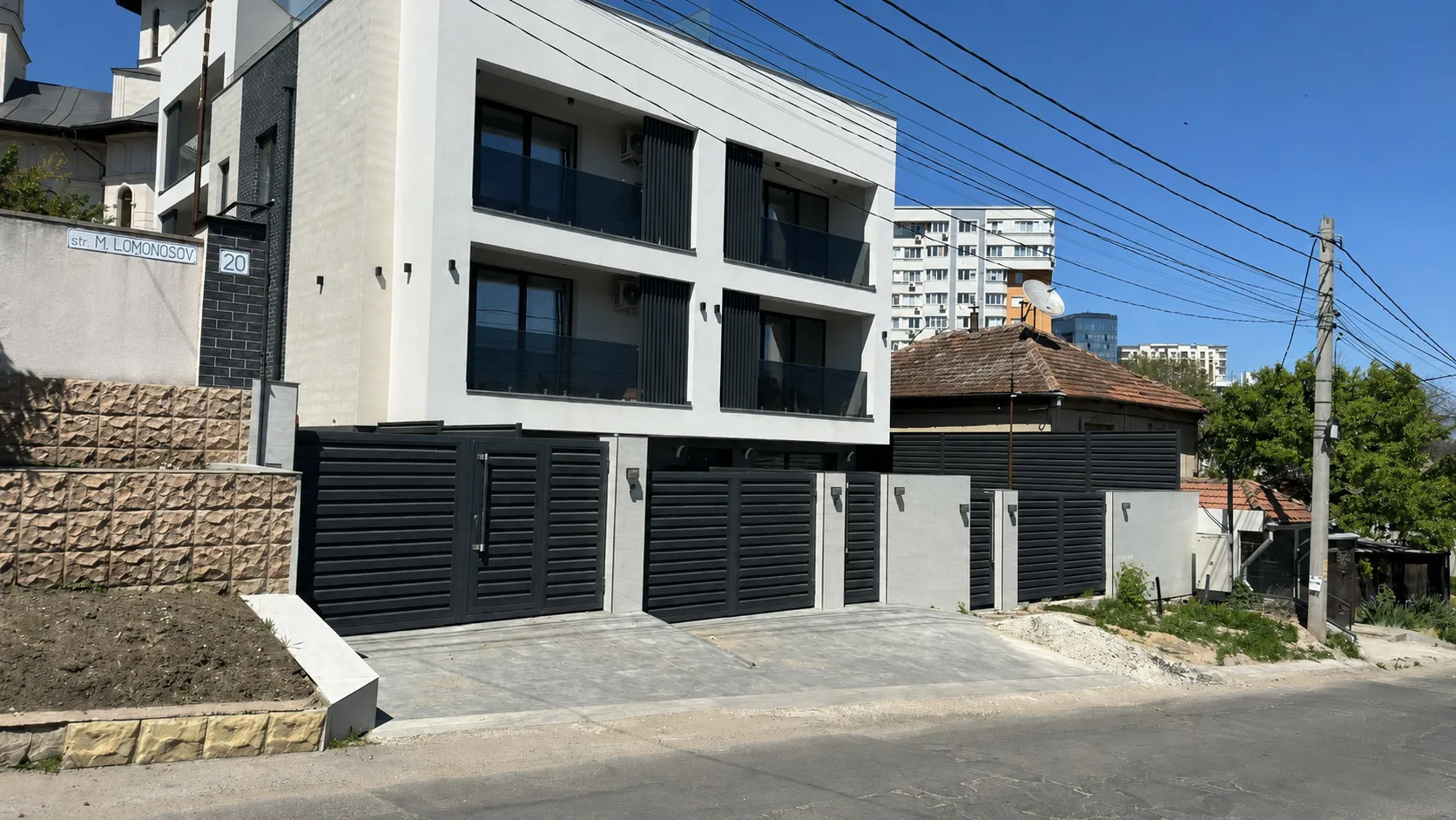 3-этажный дом, 230 м² — Изображение 1