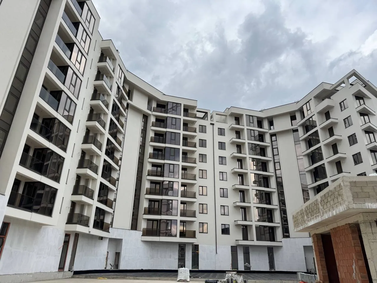 2-bedroom apartment, 83.8 m² — Image 1