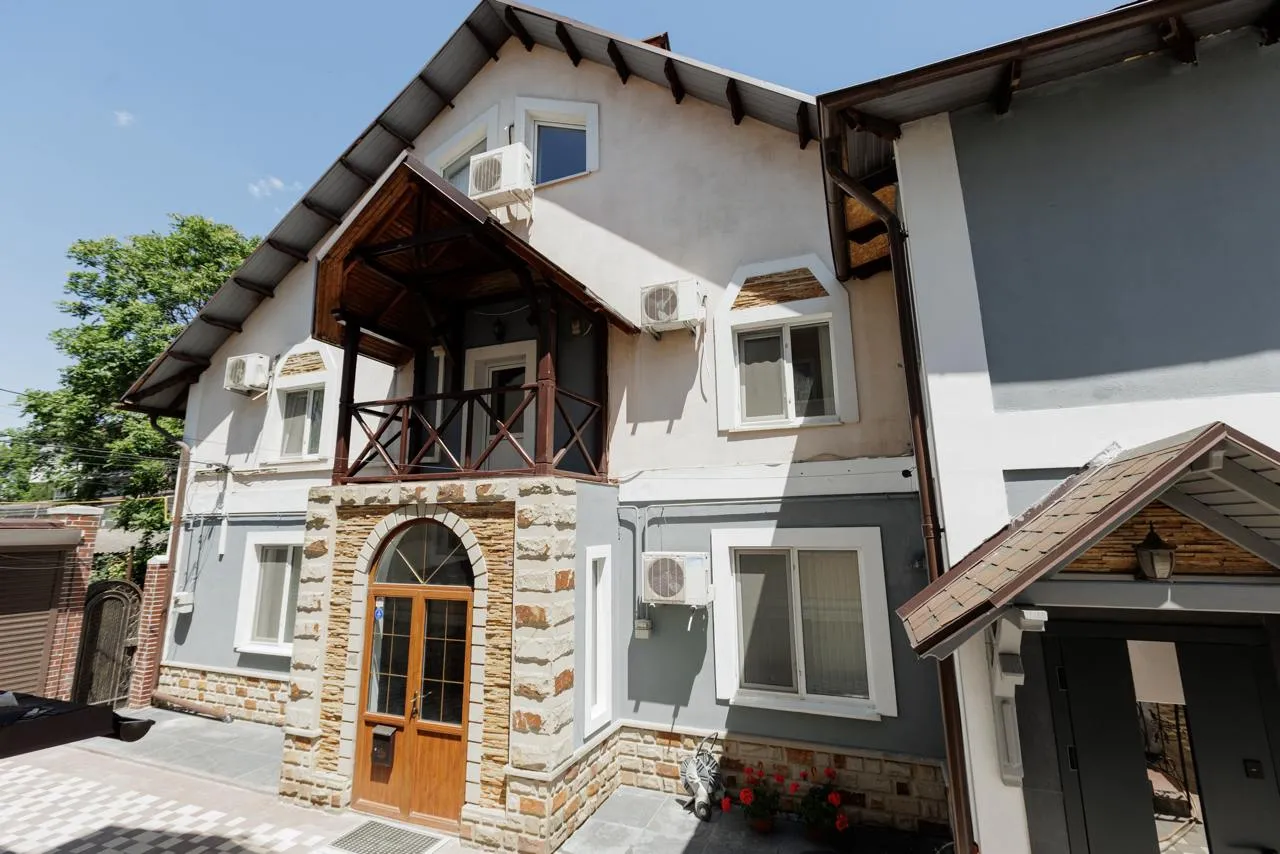 10-комнатный офис, 320 м² — Изображение 3