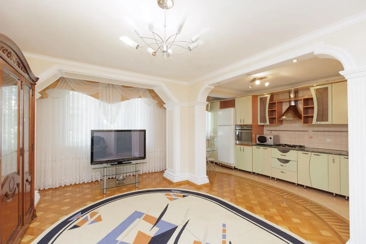 3-комнатная квартира, 72 м² — Изображение 1