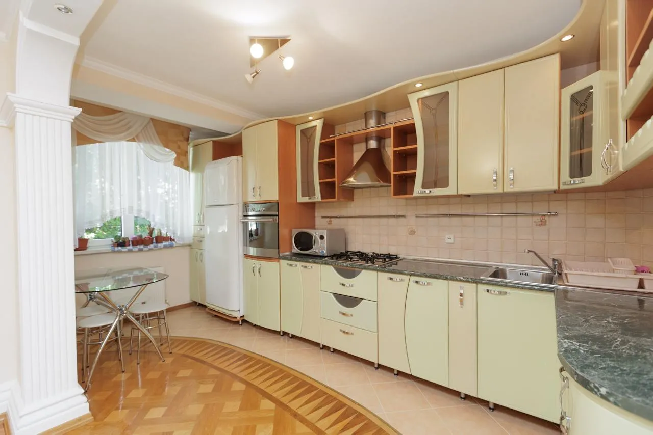 3-комнатная квартира, 72 м² — Изображение 2