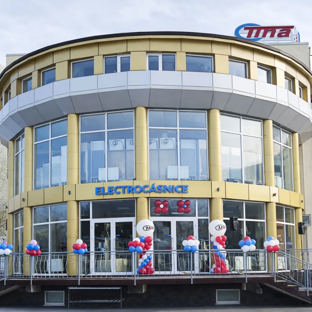 Trade space, 715 m² — Image 1