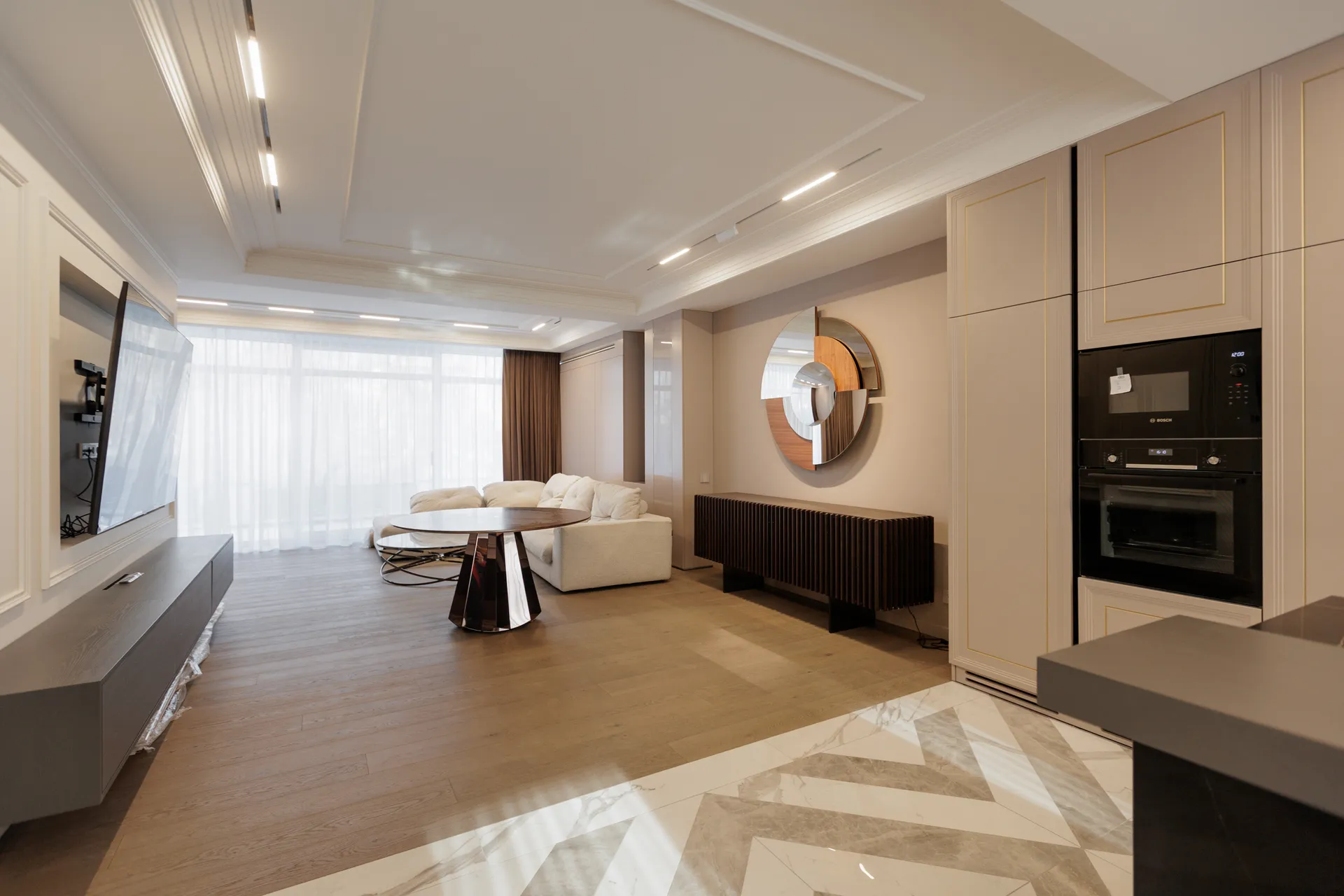 3-floor house, 273 m² — Image 1