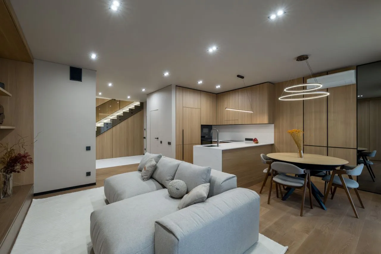 4-комнатная квартира, 144 м² — Изображение 1