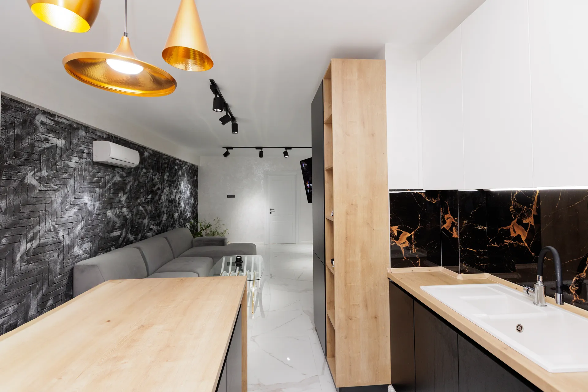 2-комнатная квартира, 77 м² — Изображение 1