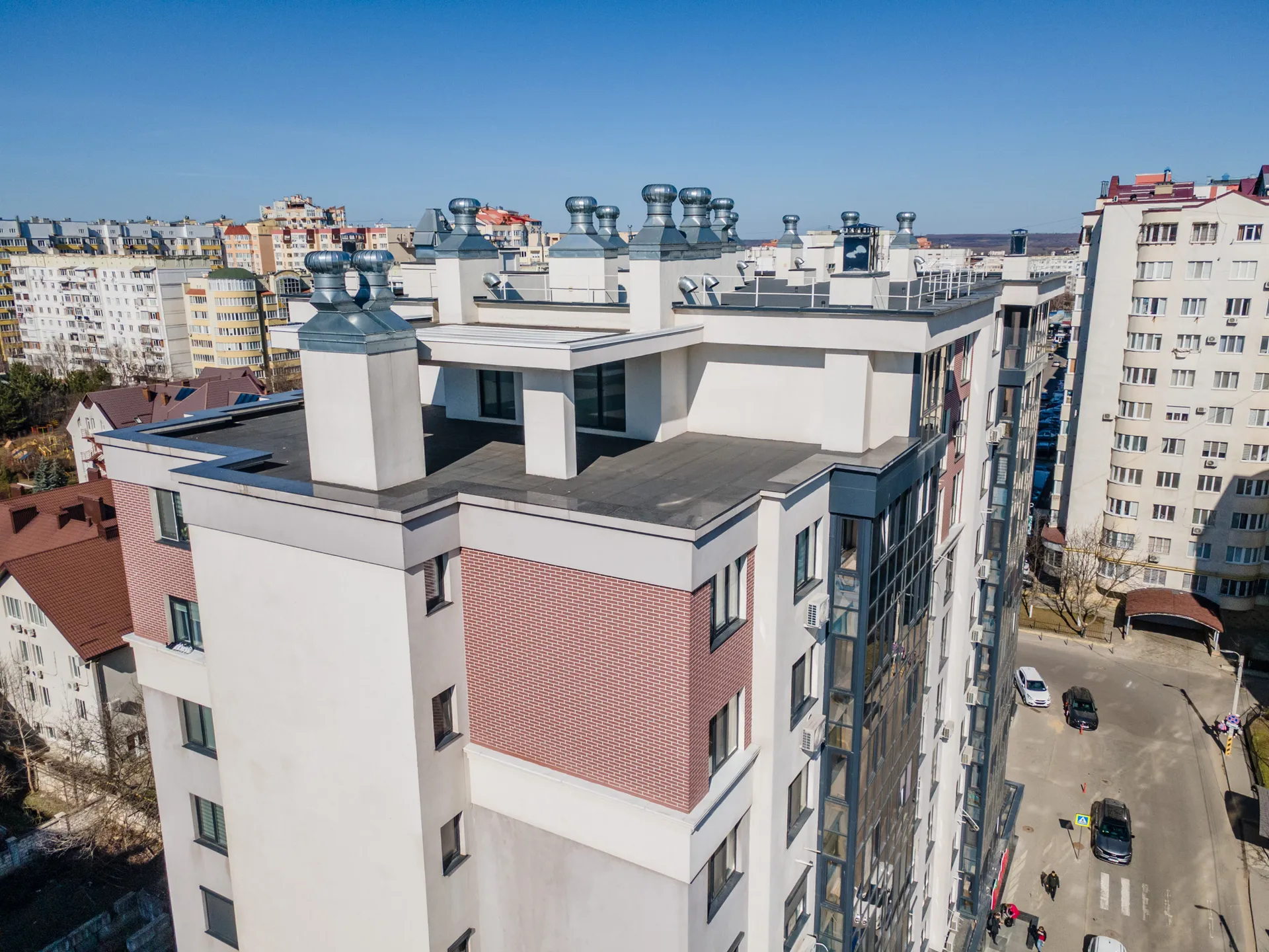 4-bedroom apartment, 312 m² — Image 2